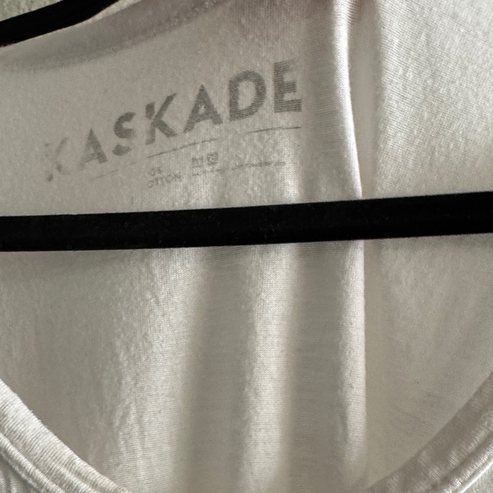 Vintage White Kaskade Oversized Tank Top - Picture 3 of 6